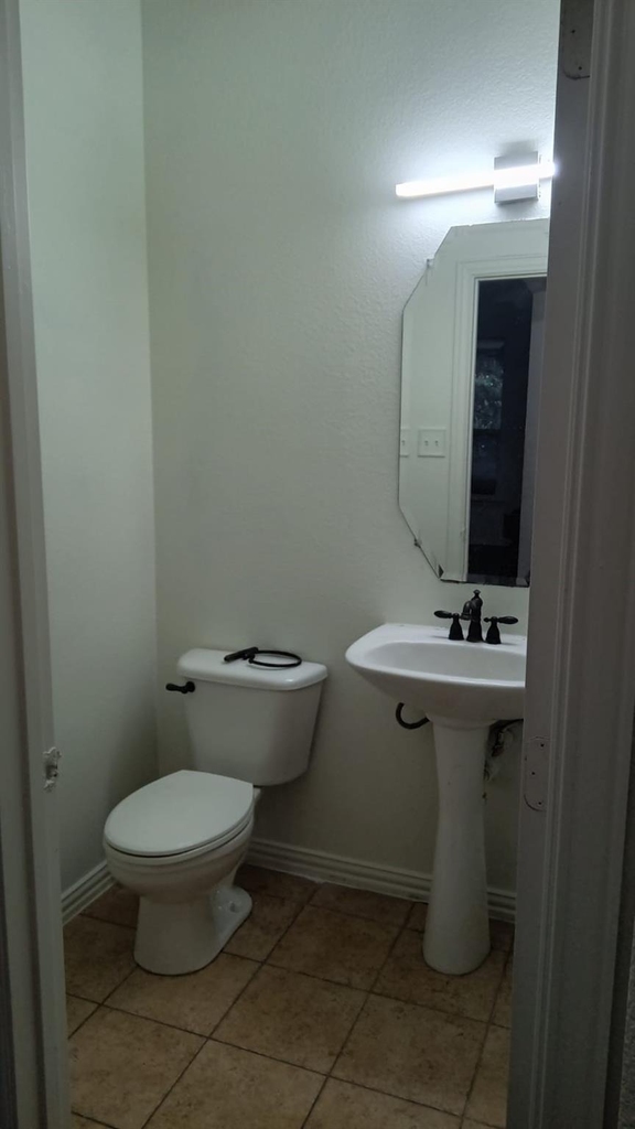6405 Sapphire Drive - Photo 2