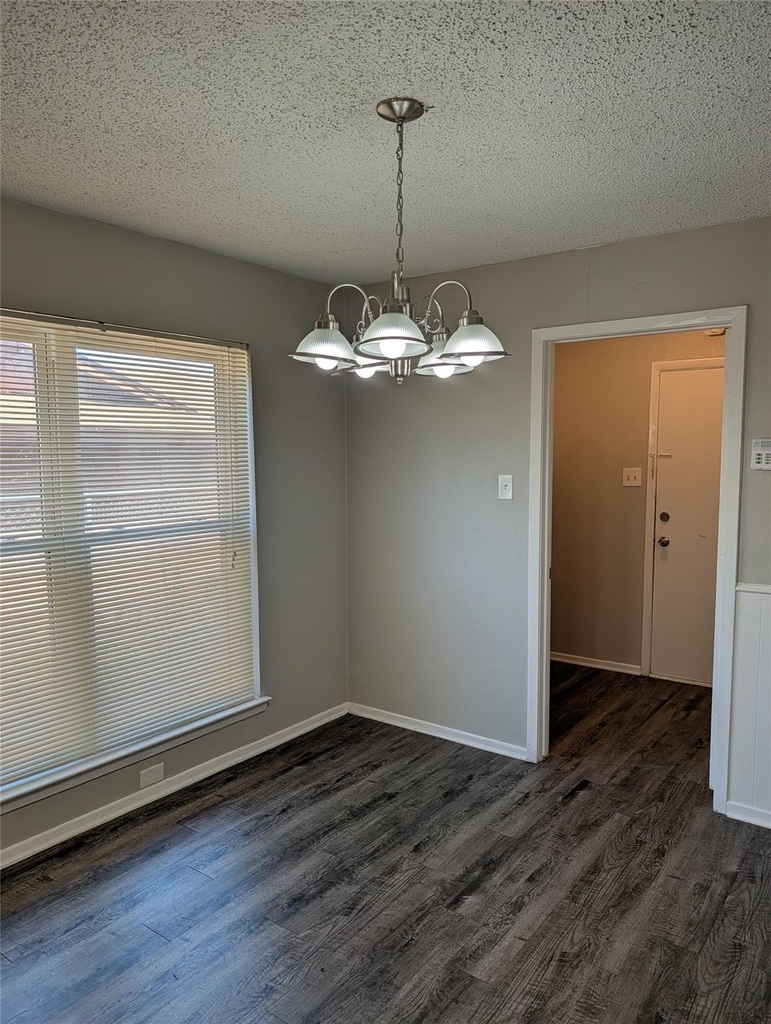 6816 Westglen Drive - Photo 7