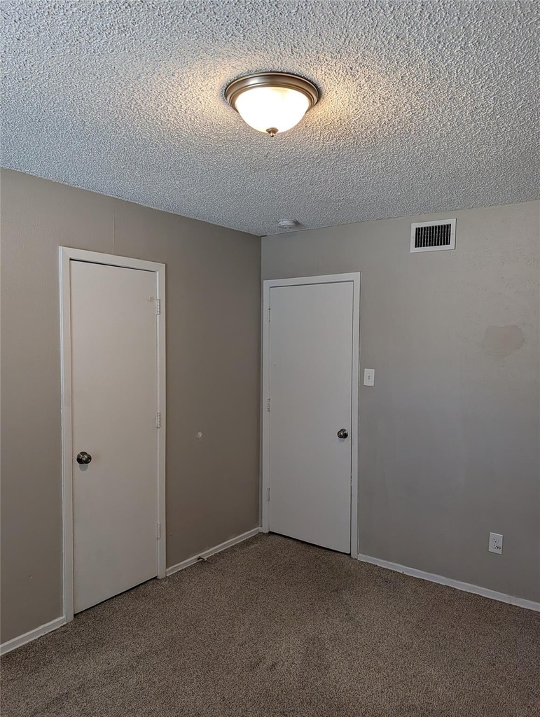 6816 Westglen Drive - Photo 11