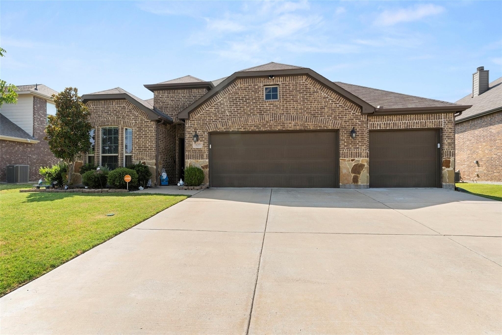 127 Chaco Drive - Photo 0