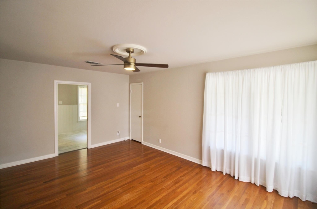 104 Savannah Street - Photo 4