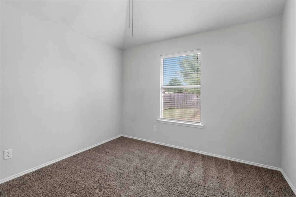 1201 Caroline Drive - Photo 15