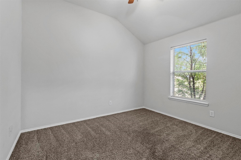 1201 Caroline Drive - Photo 18