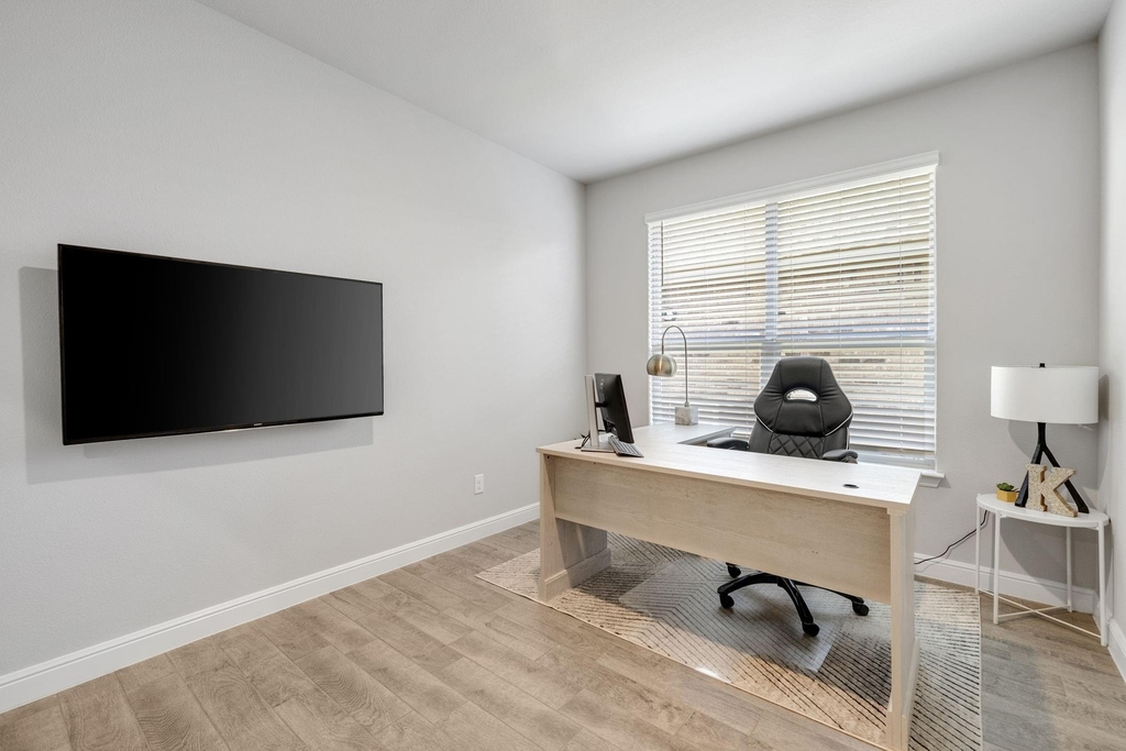 14633 Caelum Drive - Photo 2