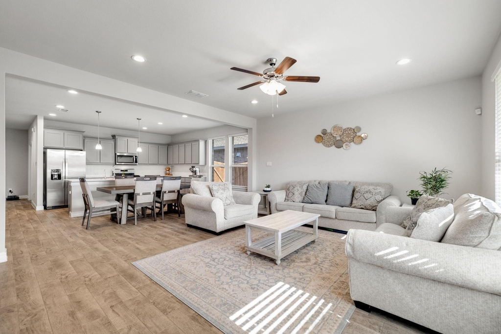 14633 Caelum Drive - Photo 8