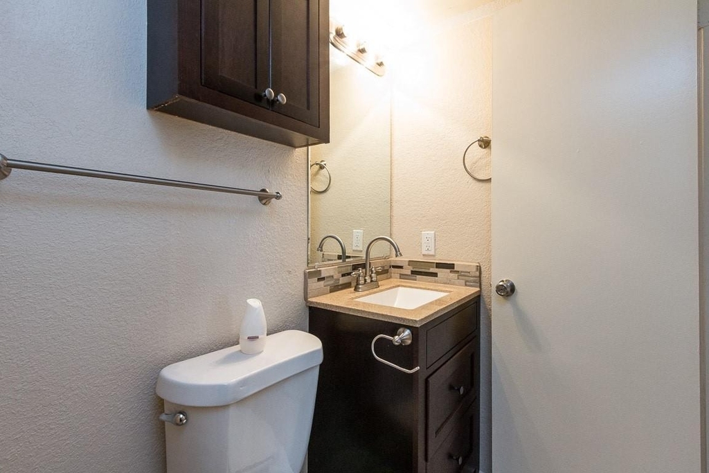 1317 Annex Avenue - Photo 5