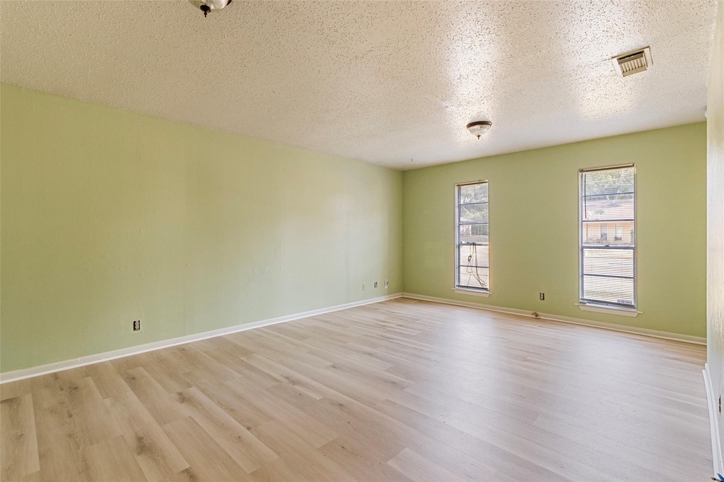 309 Blake Drive - Photo 4
