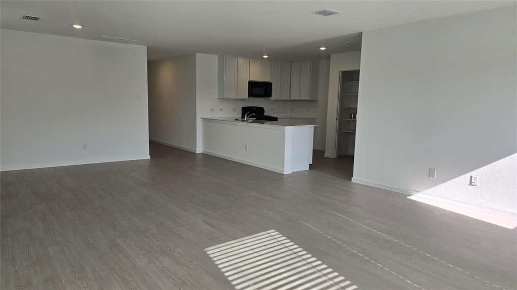 7916 Rutherford Lane - Photo 11