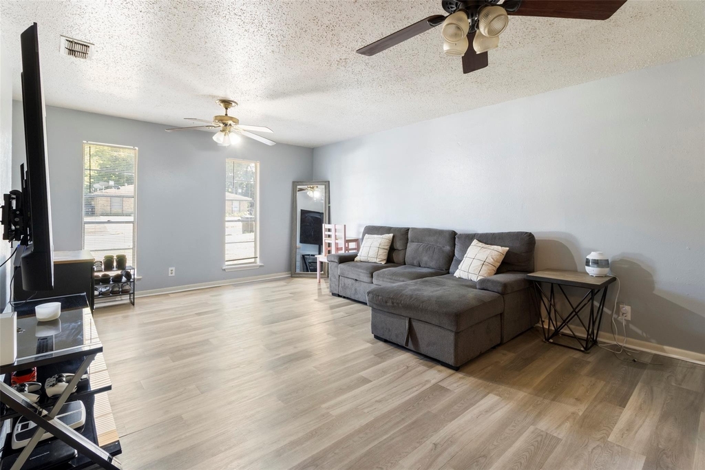 309 Blake Drive - Photo 5