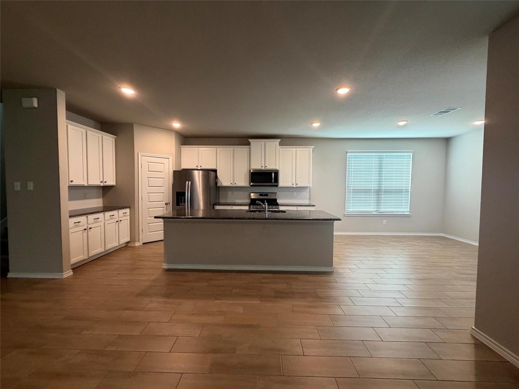 2928 Brittlebush Drive - Photo 3