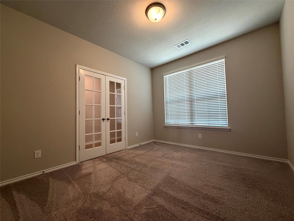 2928 Brittlebush Drive - Photo 11