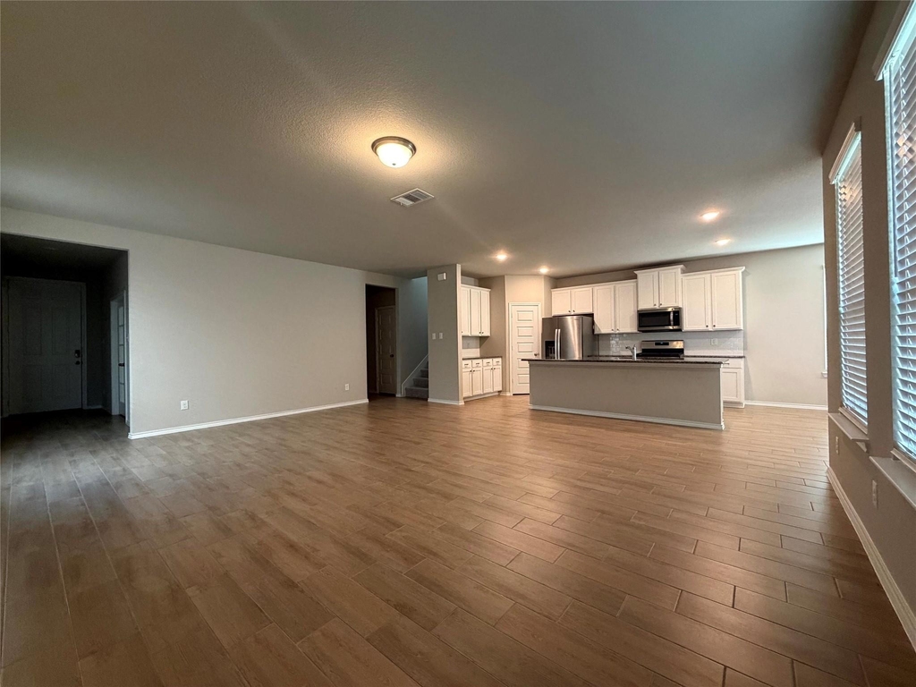 2928 Brittlebush Drive - Photo 2