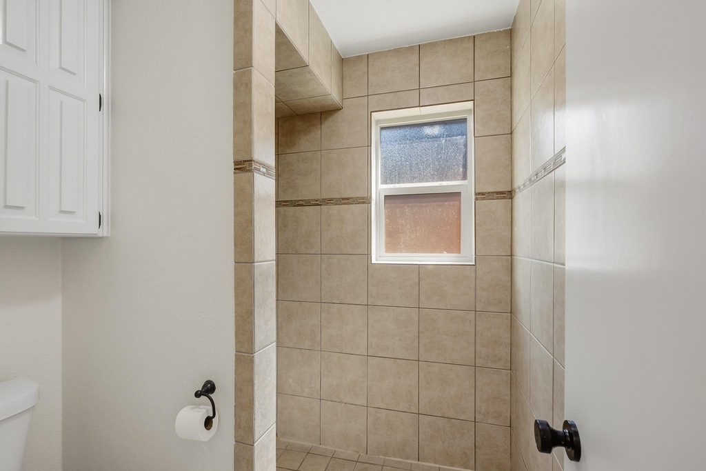 2507 Mardell Drive - Photo 11