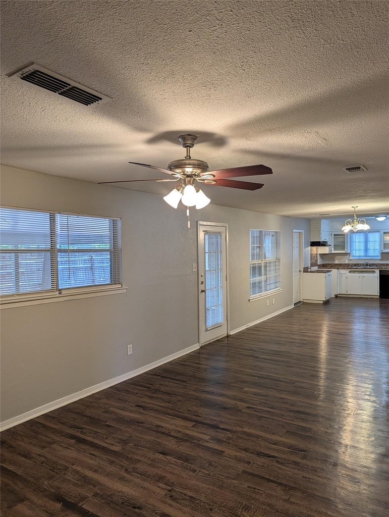 2558 Duringer Road - Photo 9