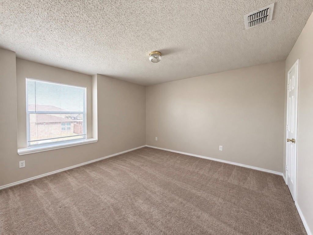 14800 Ledgeview Court - Photo 17