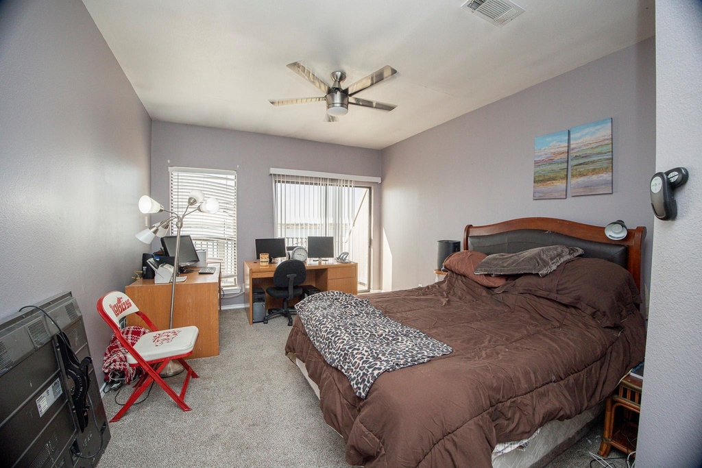 1418 Signal Ridge - Photo 9