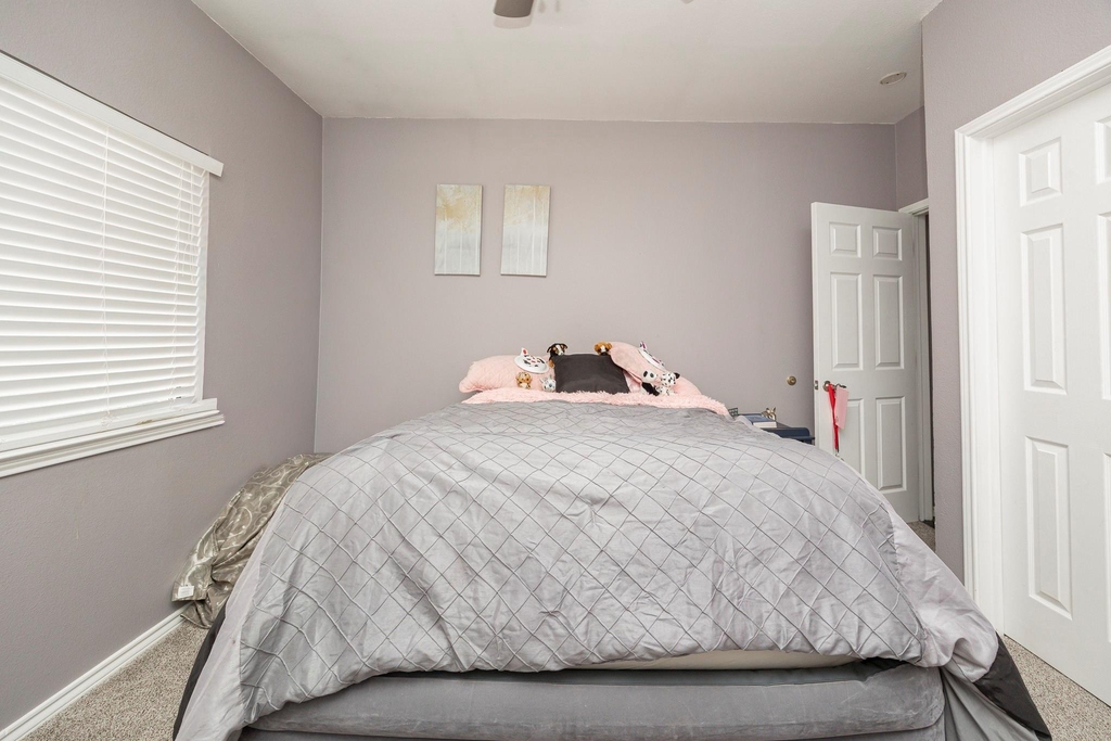 1418 Signal Ridge - Photo 12