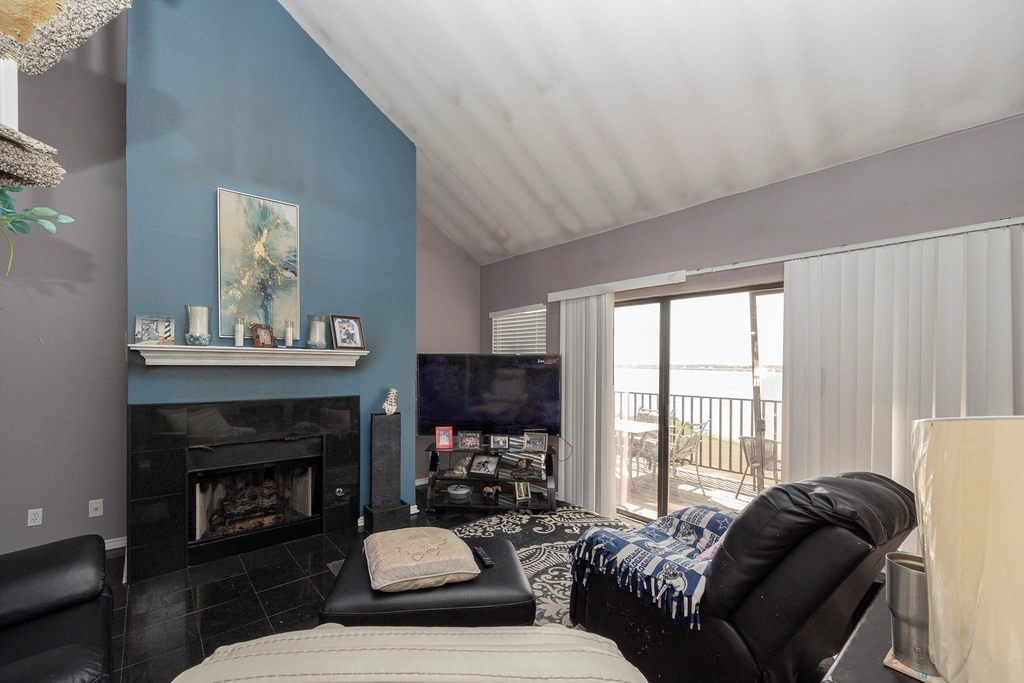 1418 Signal Ridge - Photo 3
