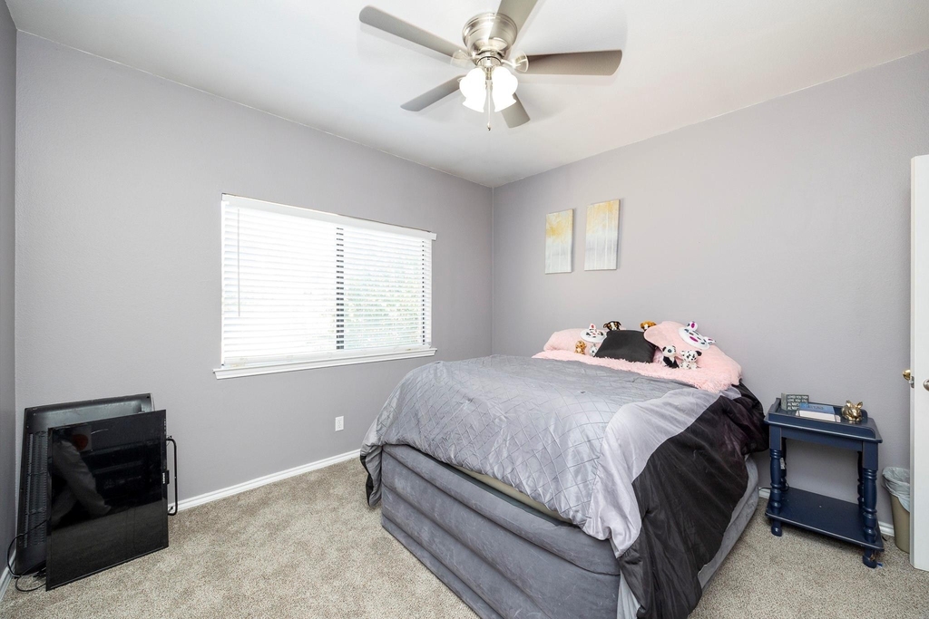 1418 Signal Ridge - Photo 13