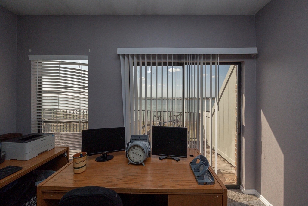 1418 Signal Ridge - Photo 16