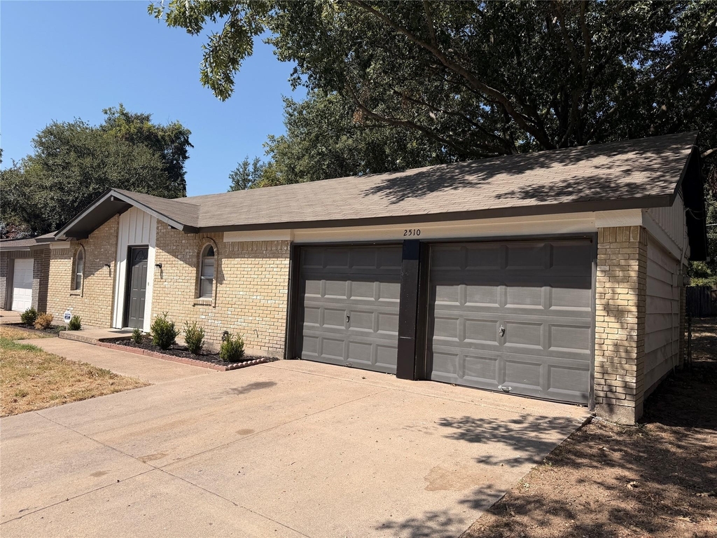 2510 S Fielder Road - Photo 1