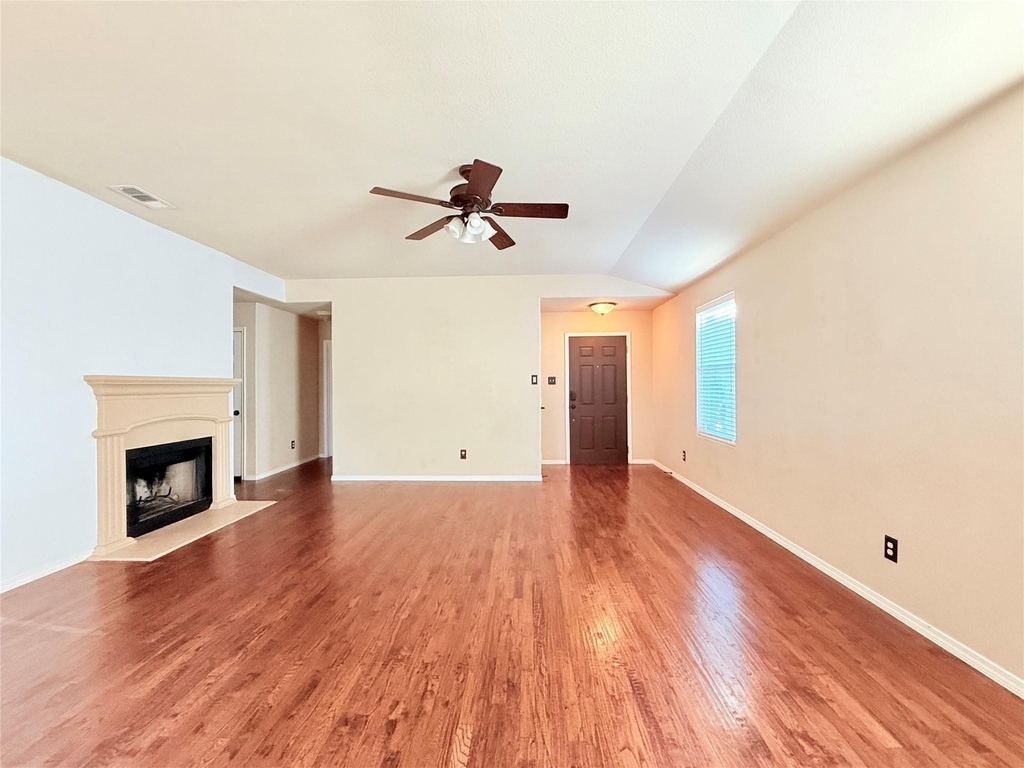 1604 Quail Springs Circle - Photo 4