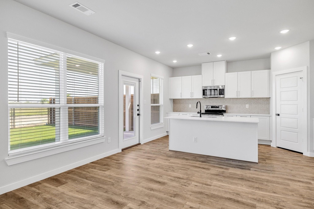 6634 Florence Drive - Photo 2