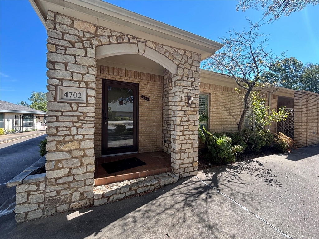 4702 Ranch View Road - Photo 1
