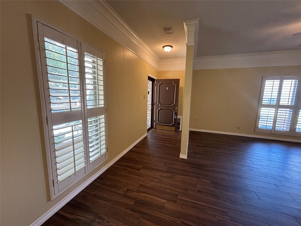 4702 Ranch View Road - Photo 3