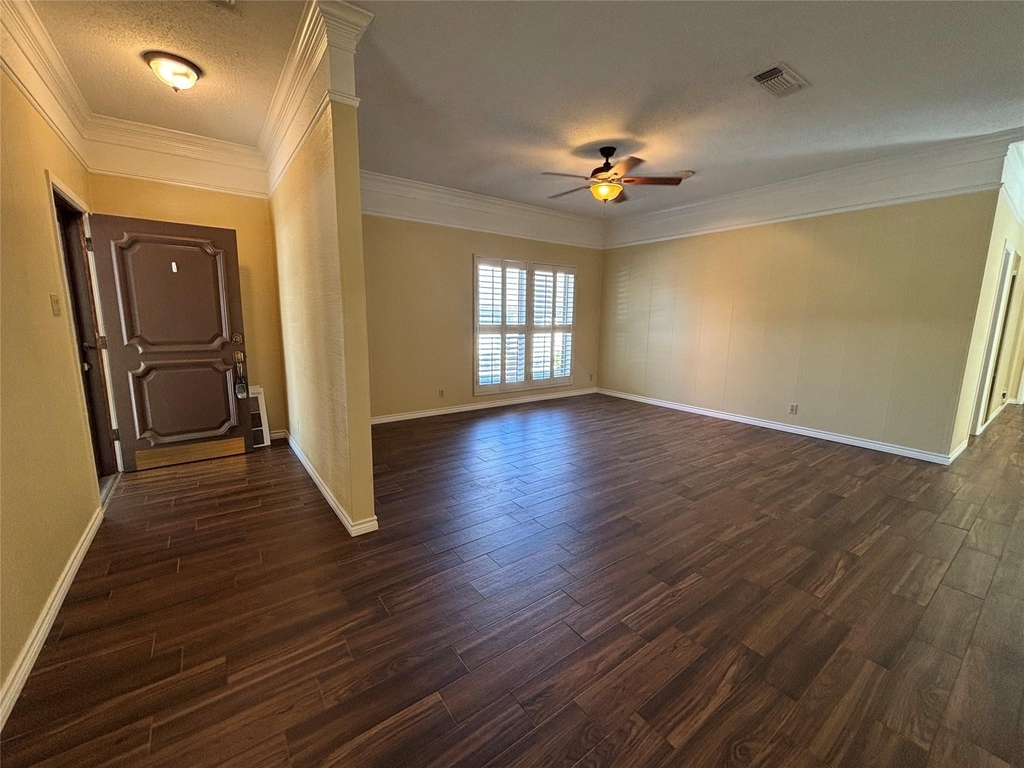 4702 Ranch View Road - Photo 2