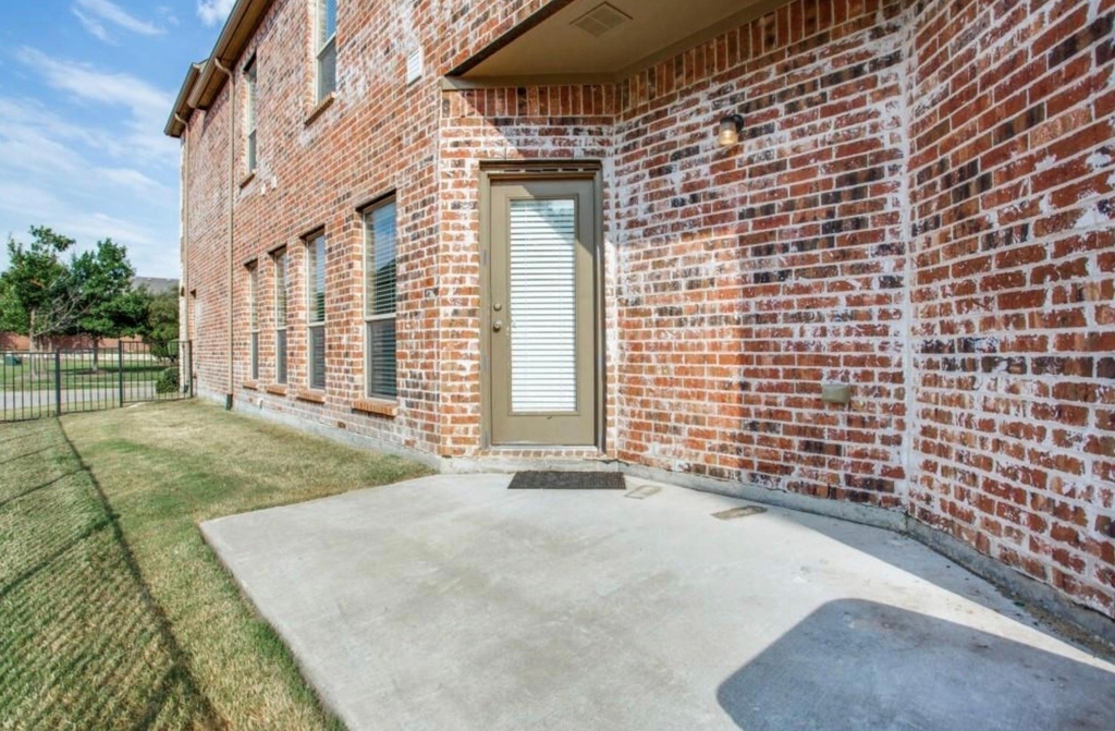 6060 Pisa Lane - Photo 21