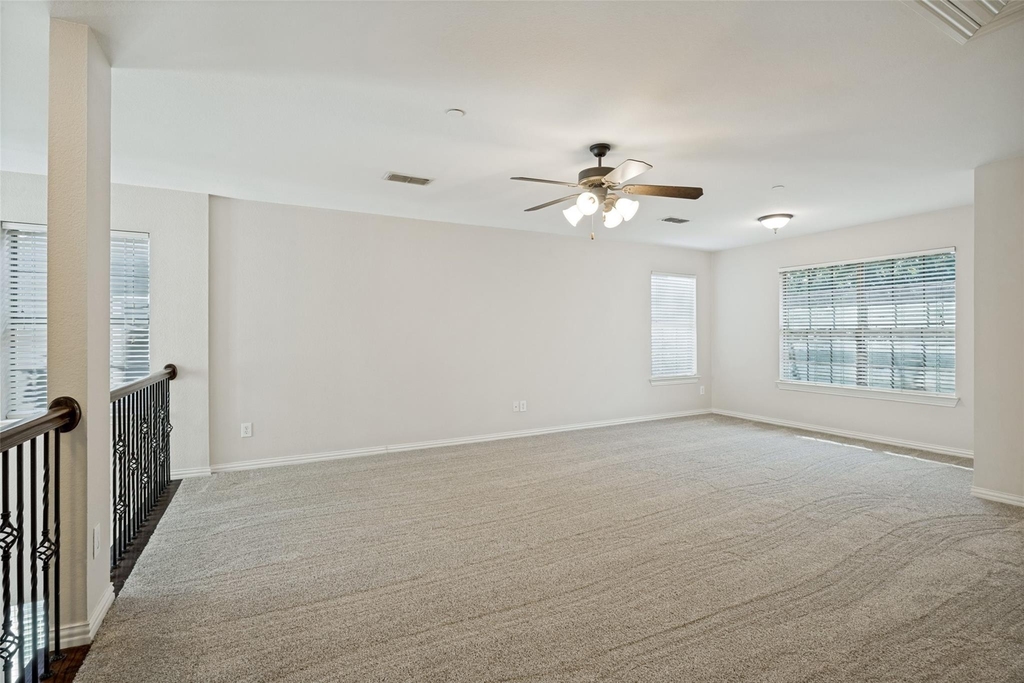 7925 Hannah Street - Photo 13
