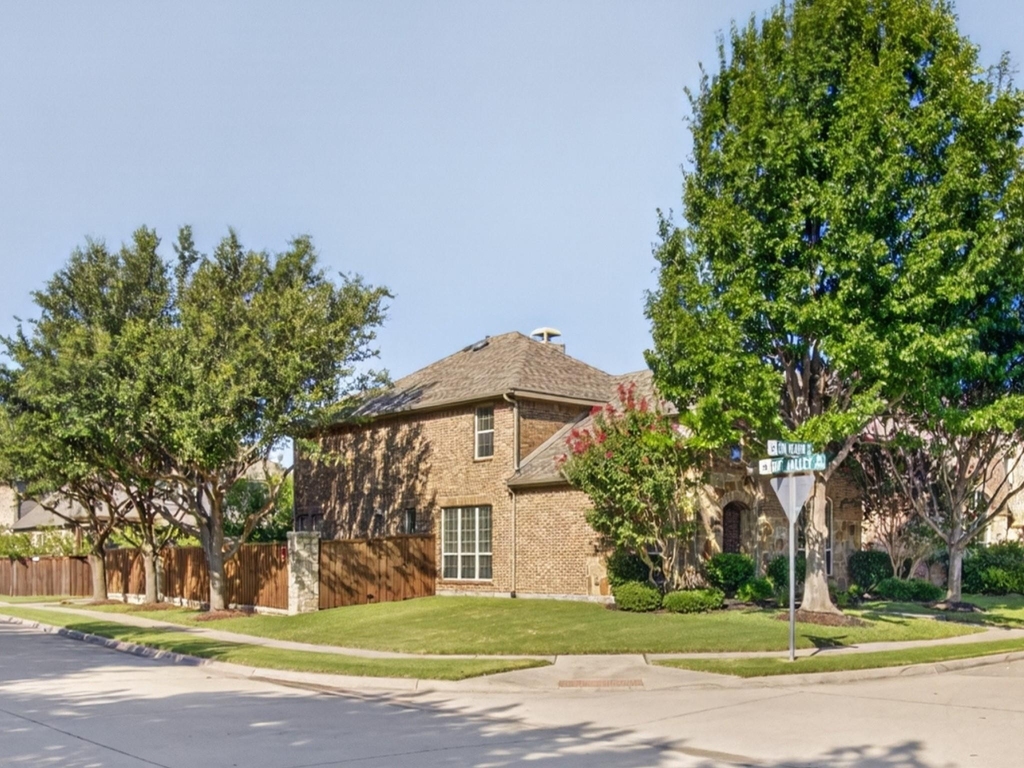 842 Sun Meadow Road - Photo 1