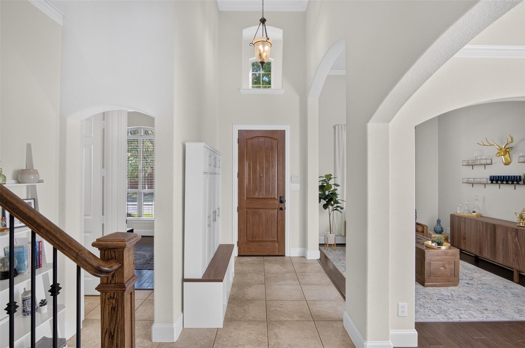 842 Sun Meadow Road - Photo 3