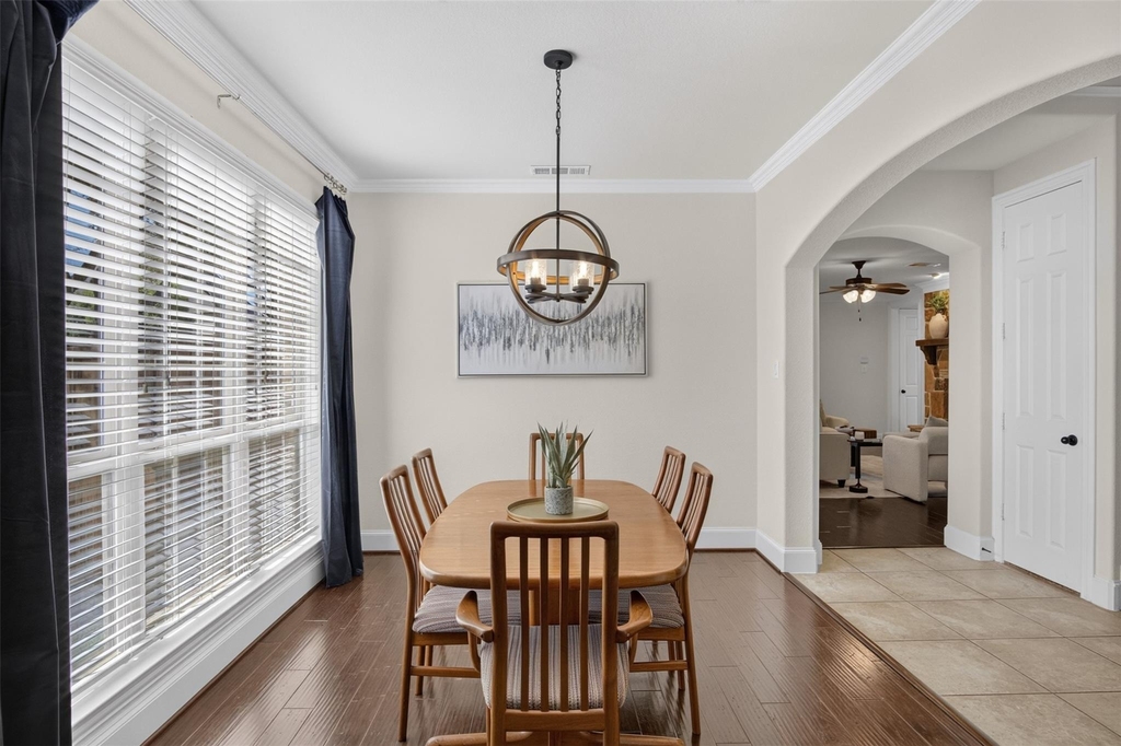 842 Sun Meadow Road - Photo 7