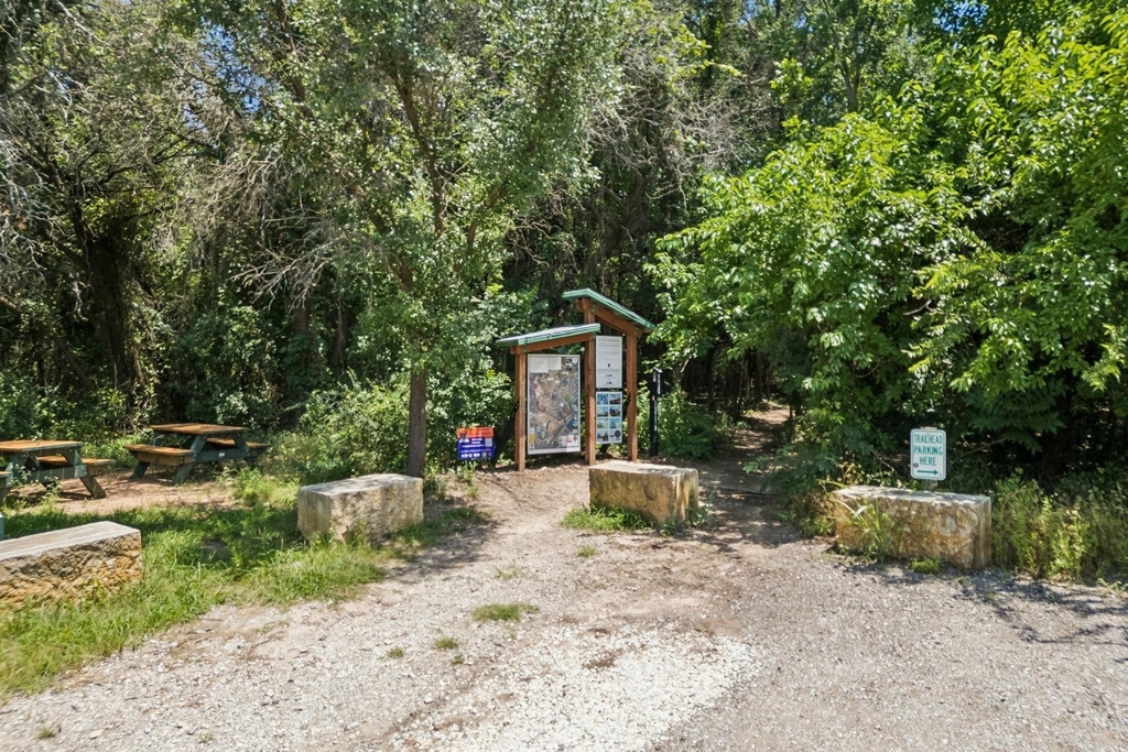 217 Observation Drive N - Photo 27