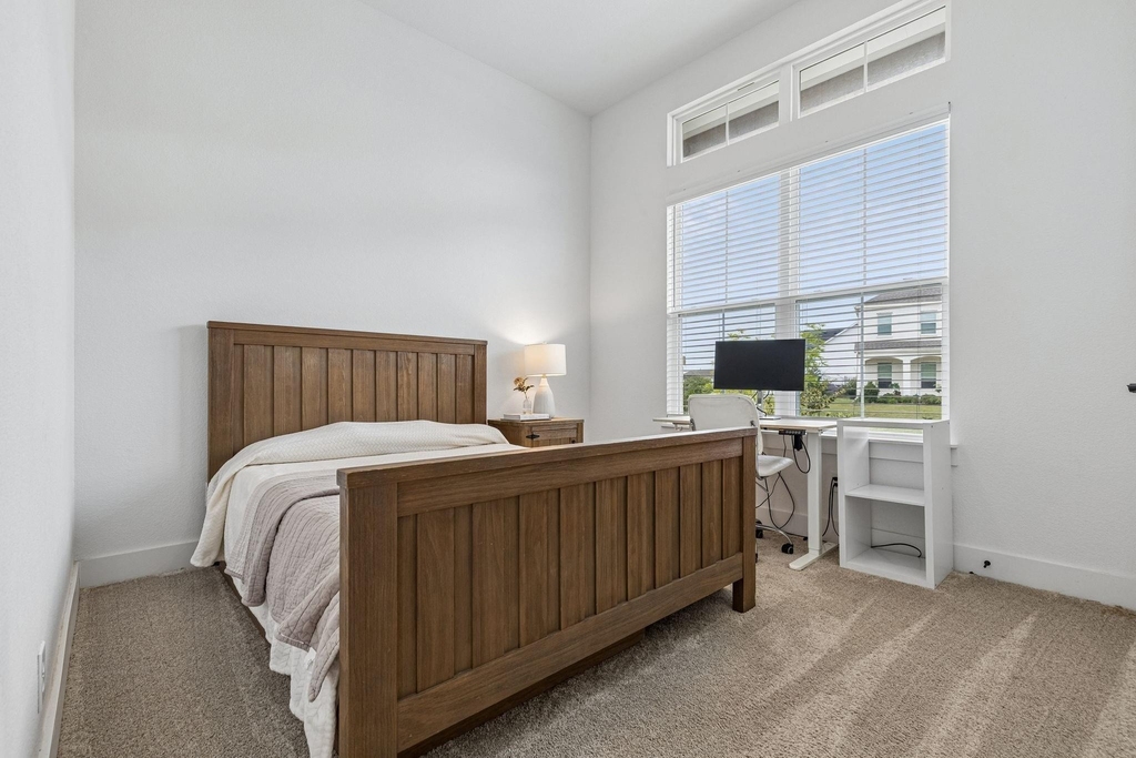 217 Observation Drive N - Photo 21