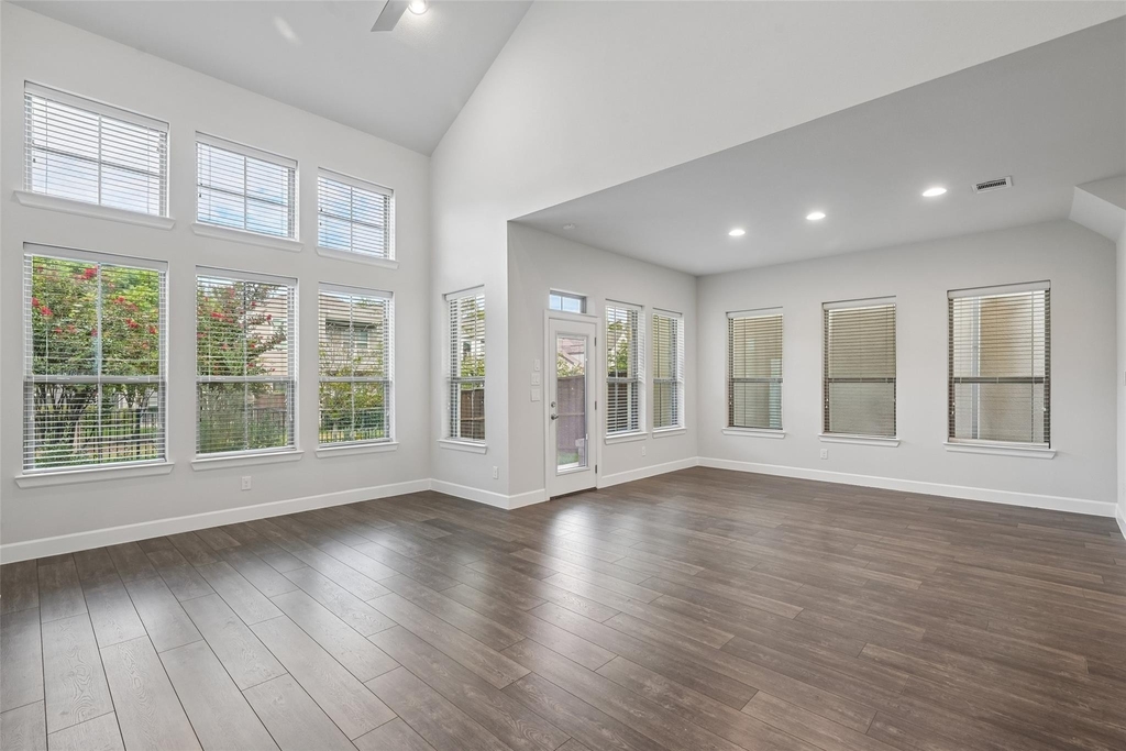 623 Aspen Valley Lane - Photo 5