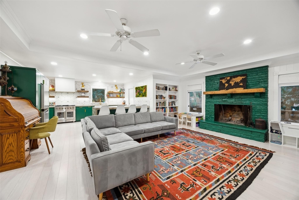 1657 Nob Hill Road - Photo 4