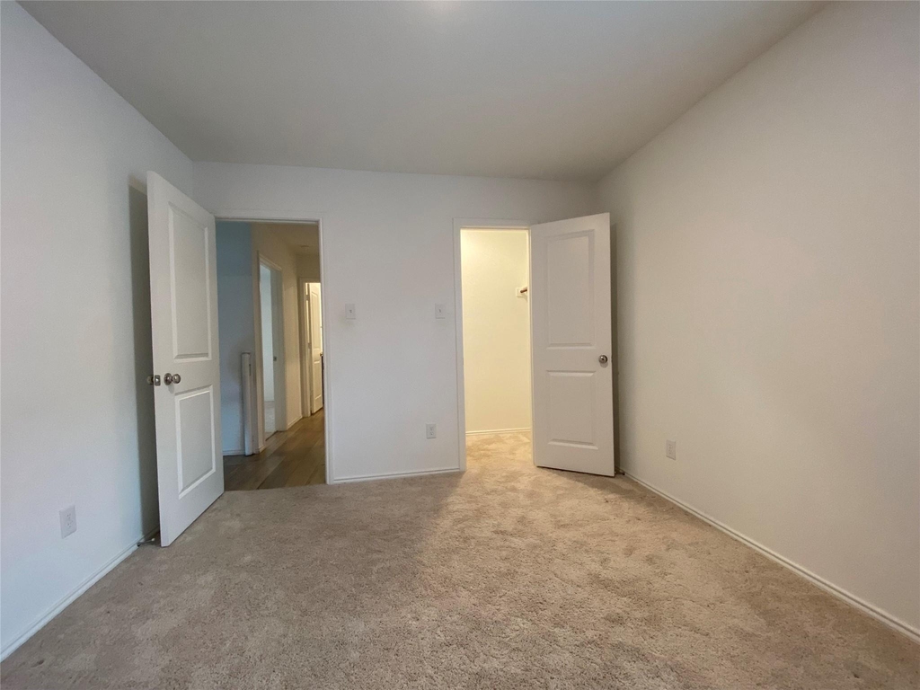 5911 Nyquist Way - Photo 17