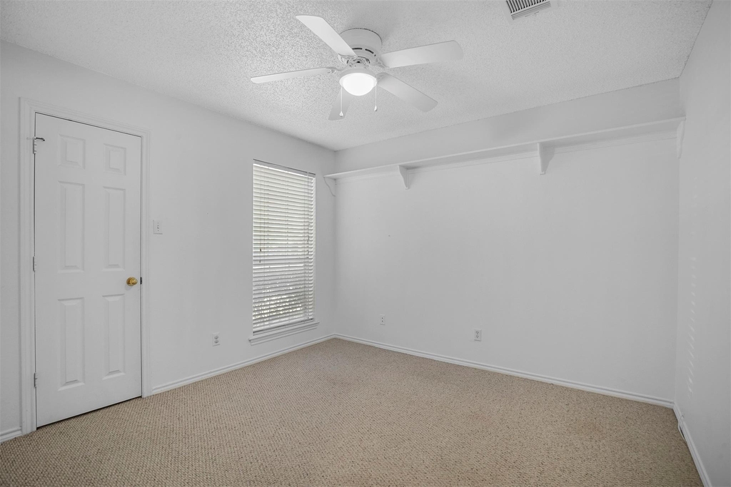3040 Flamingo Circle - Photo 6