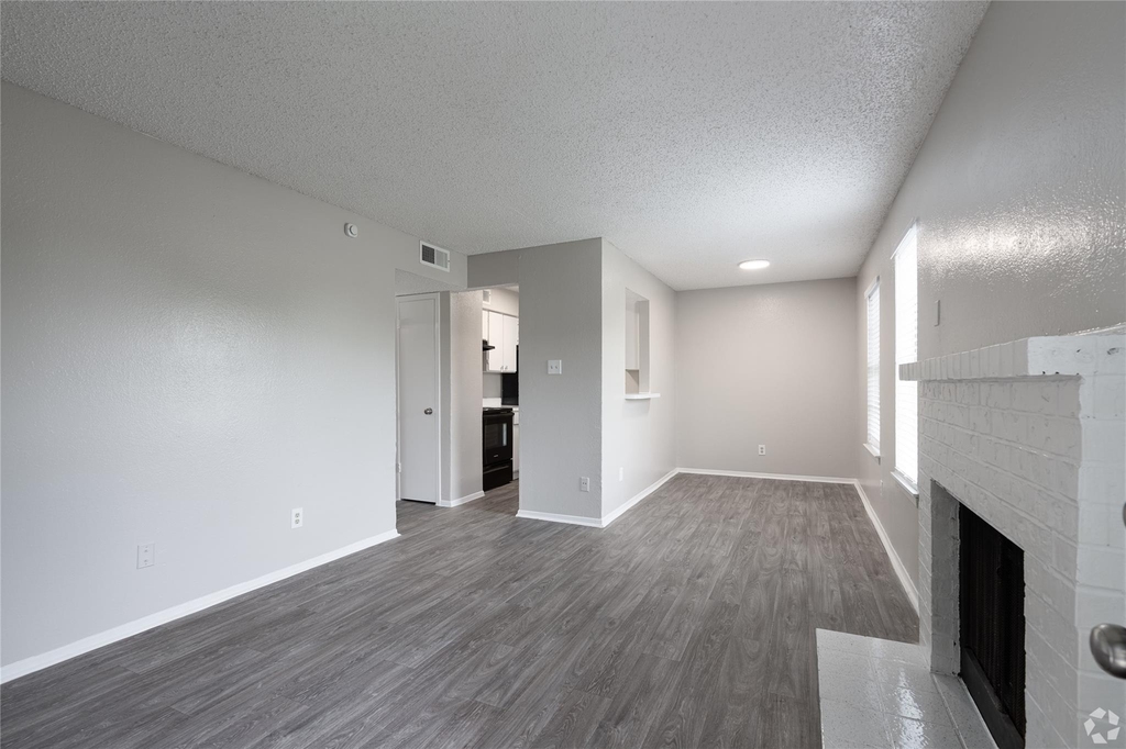 3700 S Tyler Street - Photo 4