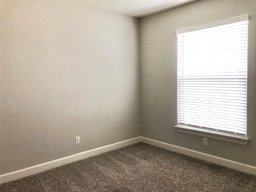 604 Harbor Oaks Drive - Photo 19