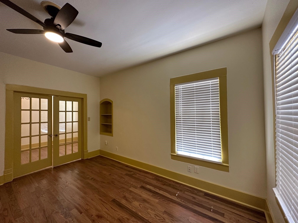 4910 Victor Street - Photo 5
