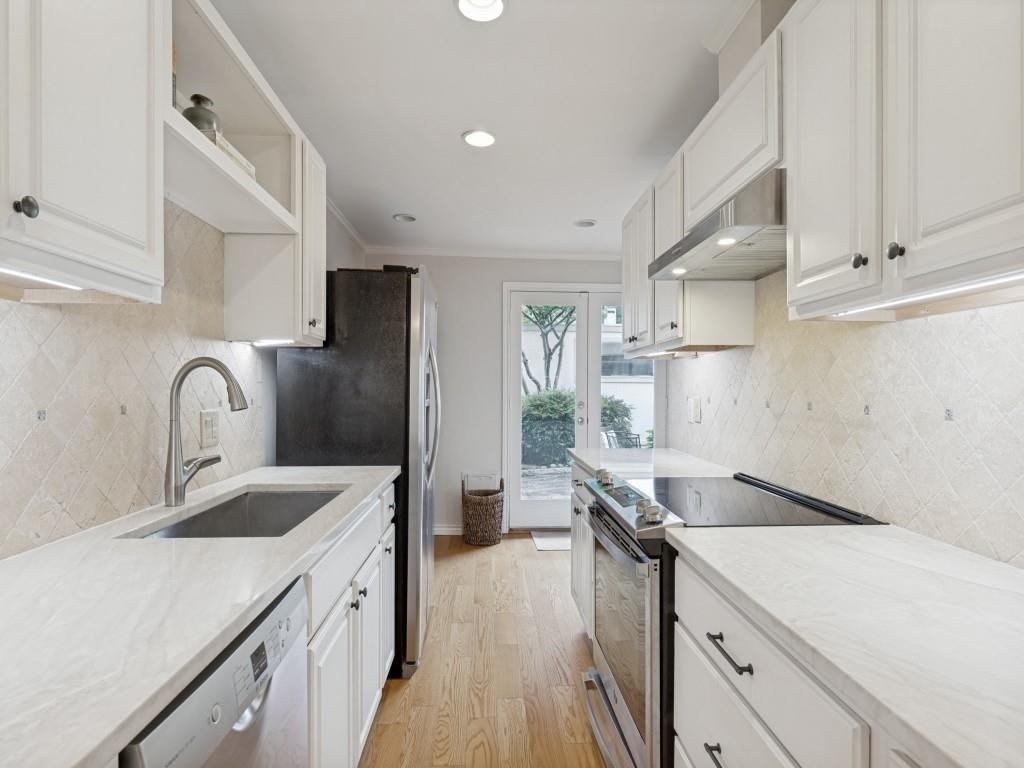 7617 Riverbrook Drive - Photo 9