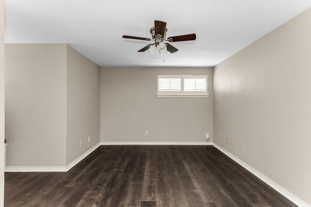 1909 Highland Park Circle - Photo 18