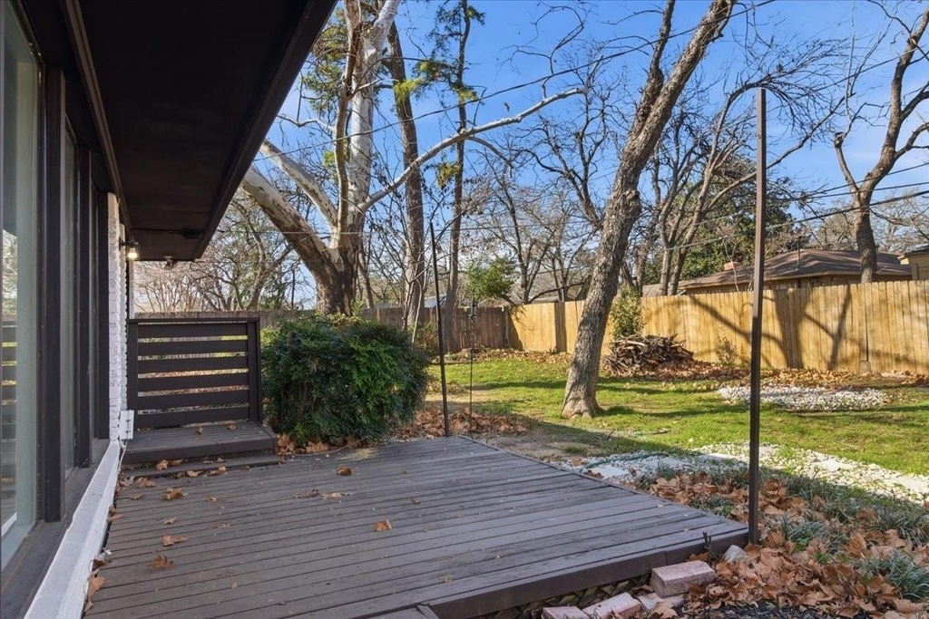 1509 University Drive - Photo 30