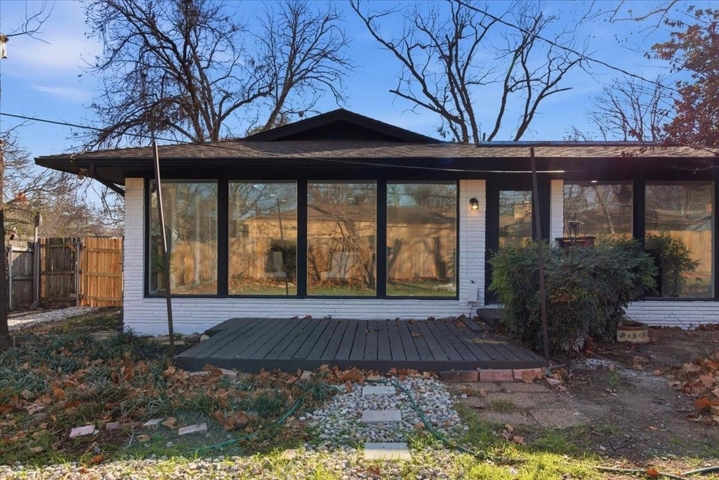 1509 University Drive - Photo 32