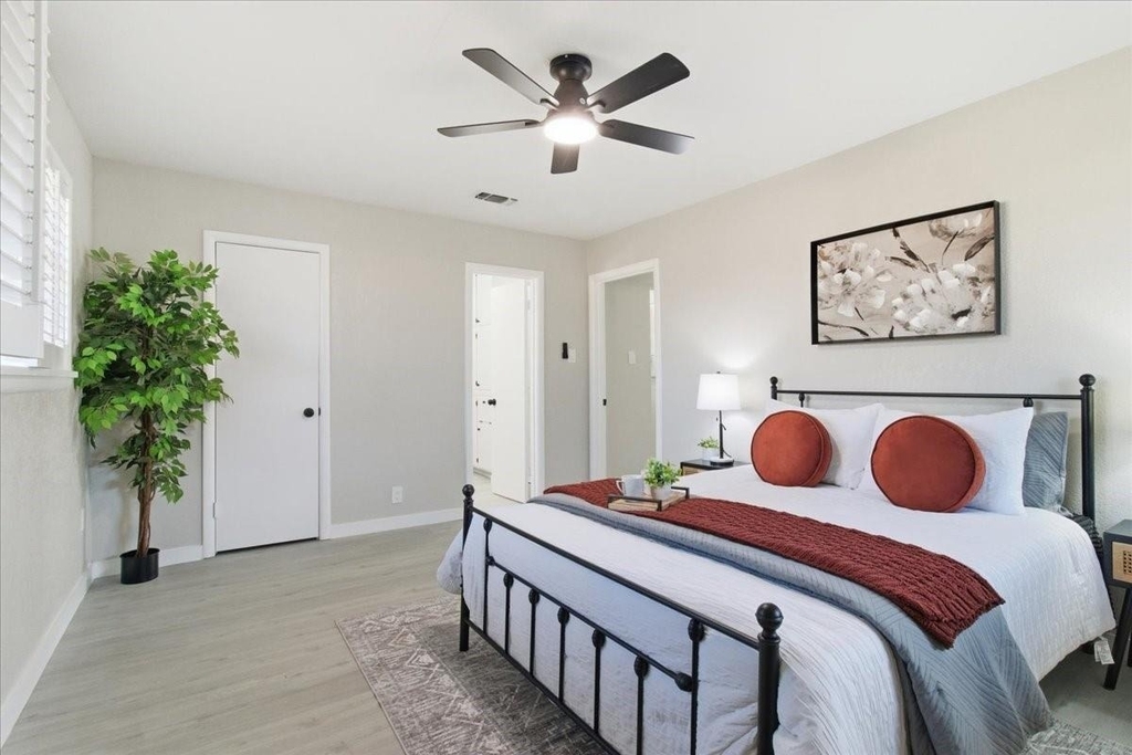 1509 University Drive - Photo 16