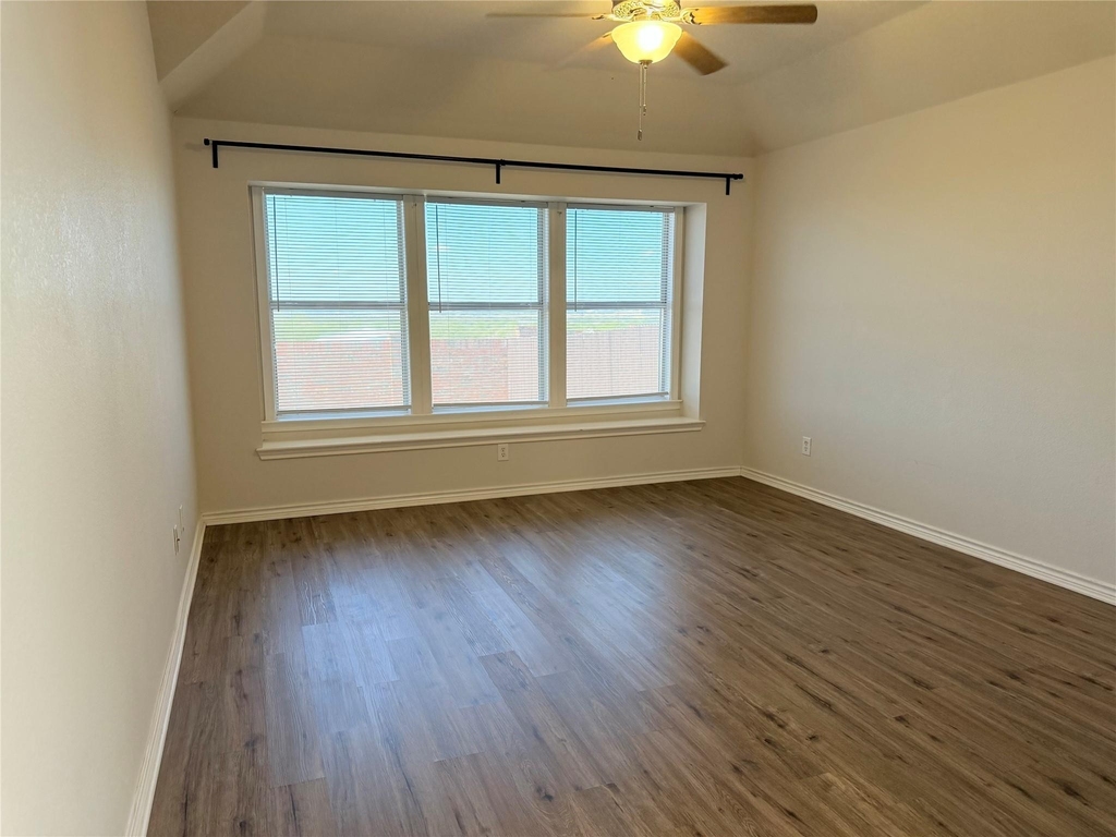 2821 Saddlebred Trail - Photo 12